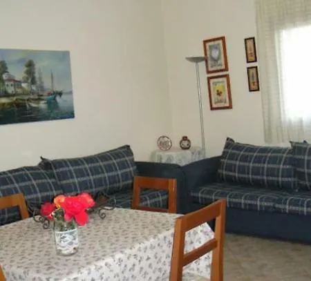 Lovely House With Garden At An Excellent Location! Holiday home Agria