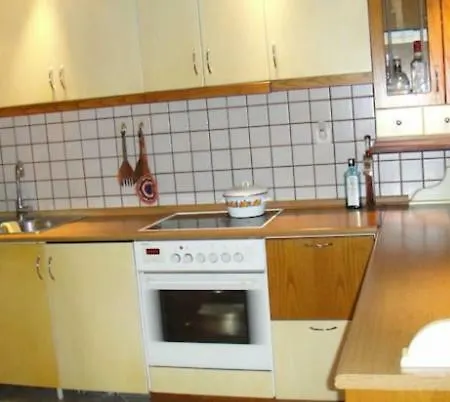 Lovely House With Garden At An Excellent Location! Agria