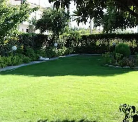 Lovely House With Garden At An Excellent Location! Agria